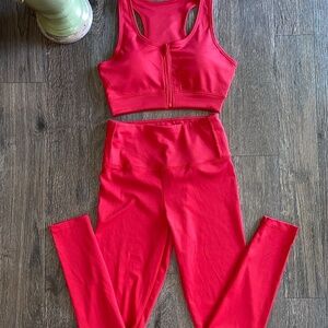 Shoactive size small ladies athletic work out gear leggings excellent condition